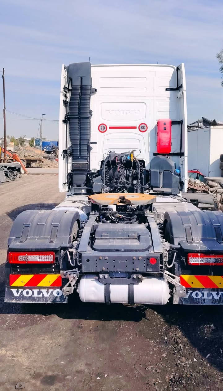 فالفو 2018  جاي مشي من ايطاليا كامل مواصفات  370 ورقة ... *********** واتساب
