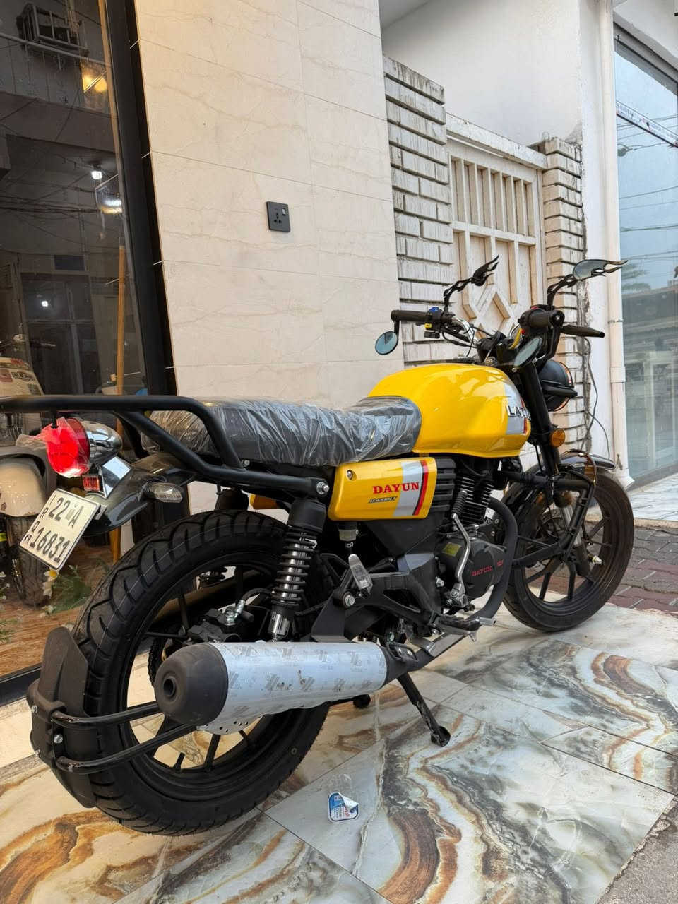 ياالله معرض القريشي ديالى بعقوبة قرية خرنابات المصداقيه عنواننا ❤️توفر لاتي موديل 25زيرو صفر كيلو لوحات سنويه نكليزي ***********شراي يتصل يدلل💕
