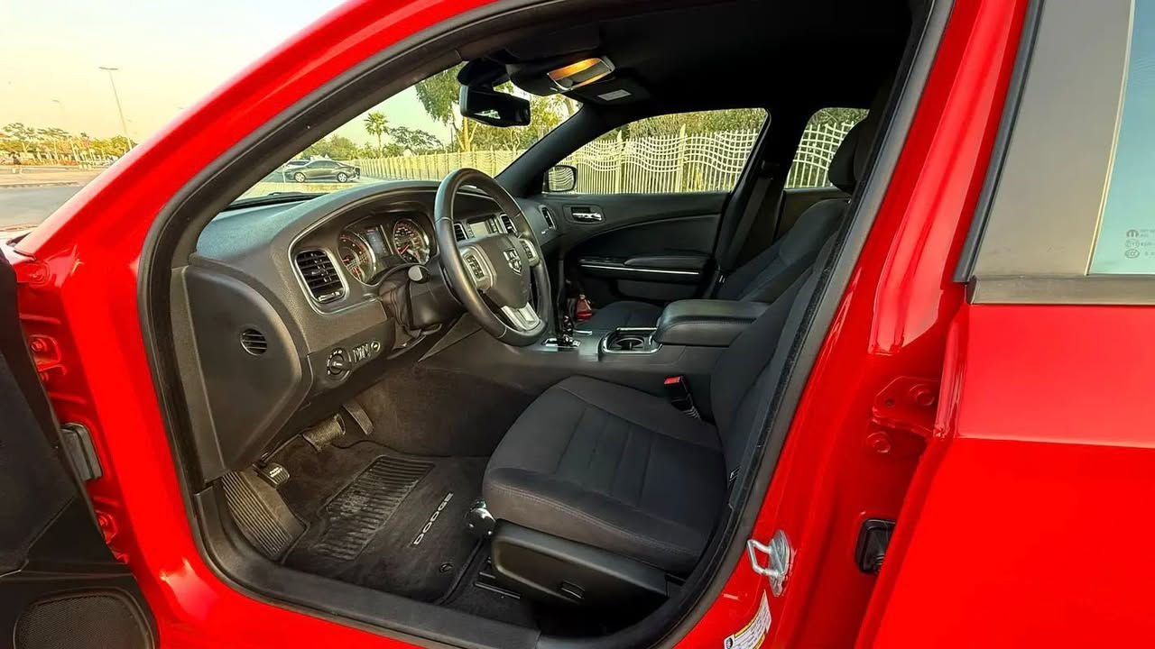 السلام عليكم جارجر 2014للبيع ادوات متؤمه طبق لأصل ارقام وسنوية طبق لأصل كصه بجم شغل حلووو كلش سياره احلى من صور وجديده مال جني وحلوه محرك 3600 سياره جاهزه تخم تاير حداديه تبريد جاهزه سعر ٦٥ مكان العماره قصاء كميت شراي يتصل ***********
