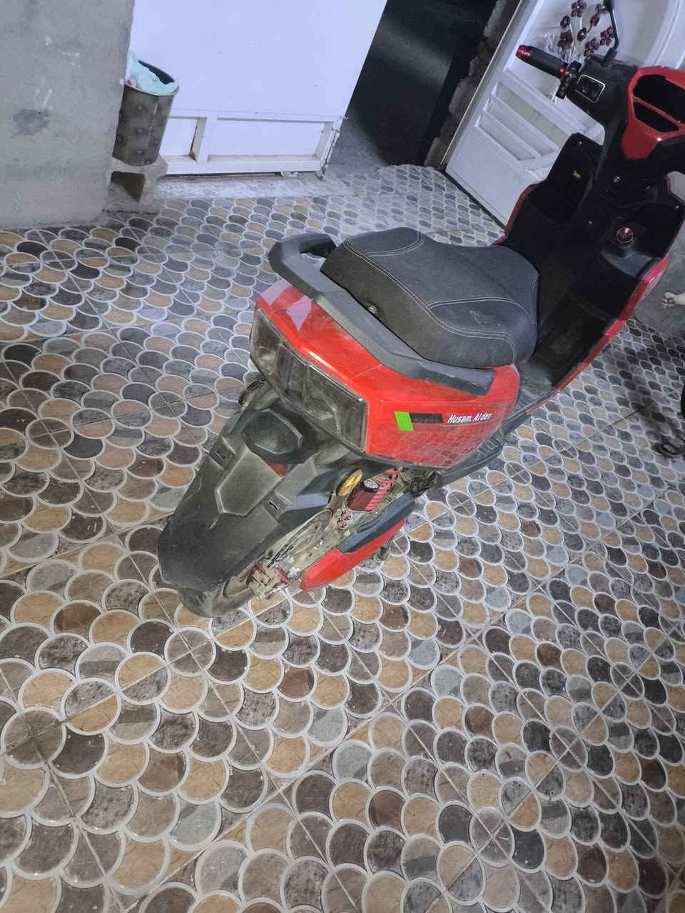 سلام عليكم دراجه كهربائيه سكنس لبيع  فول مواصفات ملاف 2500 شاشه ذكيه سعر 950وبي مجال لشراي رقمي ***********
