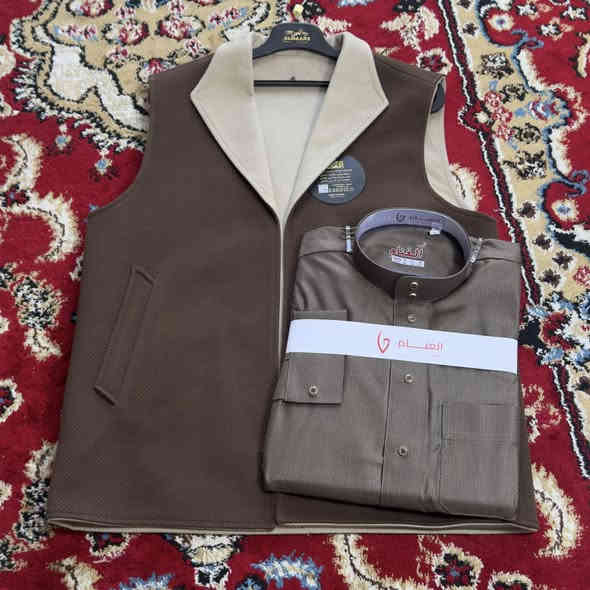 يلك ودشداشة درجى اولى شرط تفحص يالة تحاسب  دشداشة 30 يلك 25 توصيل 5 للحجز واتساب ***********
