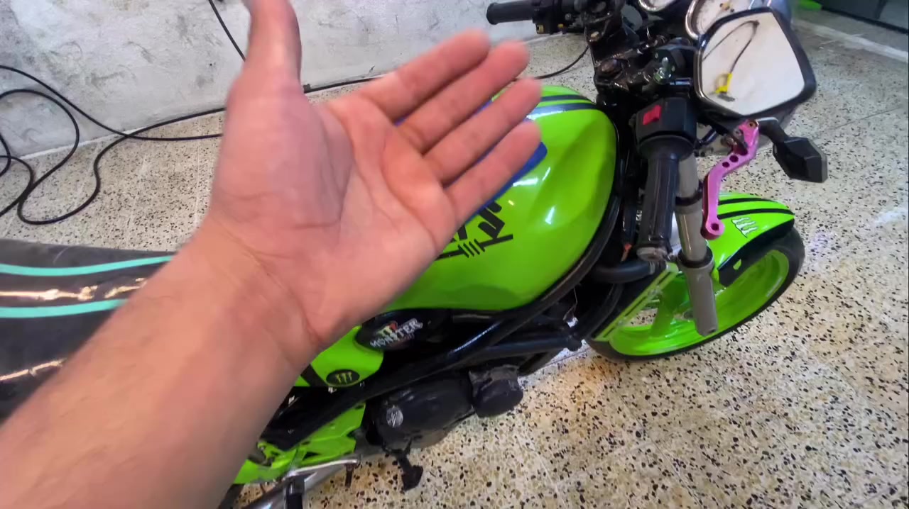 إسلام عليكم مكاني موصل جانب الأيمن  مستعجل على بيعتها بانده مكفوله يعني كلها شرط من تاير لتاير مكينه شرط انطيك خرسه ممضروبه صبانه متواجد خاص سعرها950
وبيها مجال لطيبين😍💚


**إذا كنت صاحب هذا الإعلان وتريد حذفه لأي سبب، رجاءا أرسل رسالة إلى الدعم الفني**