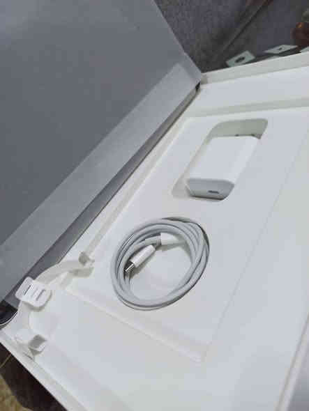 ايباد الجيل التاسع. مكان بغداد مدينه الصدر السعر ٣٠٠
***********
