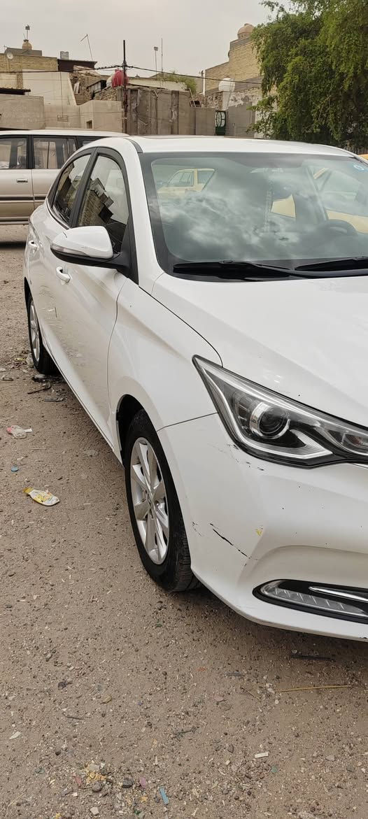 شانجان سفن موديل 20 مكفولة من الصبغ كير ومكينة خير من الله بيها فقط طعجة باب السايق والباقي كلة مكفول منضومة غاز بيها   السعر 75وبيها مجال ***********
