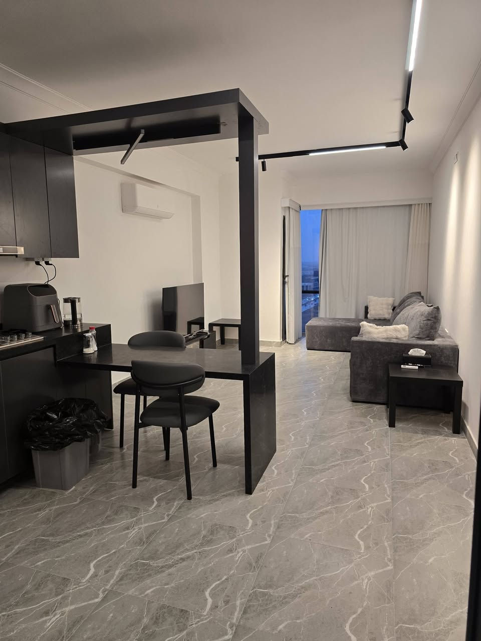 شقه للايجار
في مجمع سن تاور
مؤثث كامل غرفه وصاله
للإستفسار ***********
*********** #بصره_بغداد_ميسان_ذي_قار_كل_المحافظات#اربيل_دهوك_سليمانية_كركوك_بغداد #اربيل_دهوك_سليمانية_كركوك_بغداد #بصره_بغداد_ميسان_ذي_قار_كل_المحافظات #اربيل_دهوك_سليمانية_كركوك_بغداد #عقارات_بغداد#
