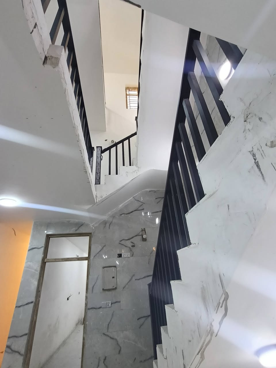 🎗️🎗️🎗️🎗️ الزين ألمنيوم  التركي 🇹🇷🇹🇷🇹🇷🇹🇷
سعر المتر المحجر  38 الف دينار بوري ١ ونص ملم ٤ خطوط
 🪟🇹🇷جميع المواد و المقاطع تركي 🇹🇷🪟
سعر المتر المحجر  43  الف دينار بوري ٢ ملم ٤ خطوط 🏯

سعر المتر المحجر البوري المربع التركي 65 ألف دينار 🇹🇷
🇹🇷🇹🇷🇹🇷🇹🇷🇹🇷🇹🇷
سعر المتر المحجر الجام البيضوي 68 ألف دينار جام 10 ملم مسكرات 
سعر المتر المحجر الجام 10 ملم مسكرات قطع الكبير 90 ألف دينار ودنك مربع مع البوري القبضه 85 ألف دينار 🇹🇷
🪟🪟🪟🪟🪟
 (ملاحظة)
 ✨ سعر المتر الشباك المفصلي حسب نوعية المقطع✨
 ✨ اذا كانت الكمية كبيره السعر يختلف ✨

سعر المتر الشباك المفصلي التركي 95 ألف دينار 🏬
ويوجد سعر المتر المفصلي التركي 85 ألف دينار 🪟
ويوجد سعر المتر الشباك المفصلي التركي 80 ألف 🪟
 
سعر المتر الشباك المفصلي الصيني الثقيل 70 الف دينار 🇨🇳
🇨🇳🇨🇳🇨🇳
يوجد مقطع سلايت صيني ثقيل سعر المتر 115 ألف دينار 
🇨🇳🇨🇳🇨🇳🇨🇳🇨🇳

سعر المتر الشباك السلايت 7 نص سنتيم  125 ألف دينار مقطع تركي 🇹🇷🏢🏢
سعر المتر الشباك سلايت 9 نص سنتيم 135  ألف دينار مقطع تركي جام 6 ملم عادي 🇹🇷🏢🇹🇷🏢 

سعر المتر سلايت 7 نص سنتيم جام 6ملم مسكرات 140 ألف دينار مقطع تركي🇹🇷🏨🏣
 
سعر المتر القطع جي 60  التركي  135 ألف دينار جام 6 ملم عادي 🚪🚪🏠🏢
 

🚦🚦شعارنا اعمل بصمت والعمل يتكلم🚦🚦
👍دقة واناقة في العمل 👍

+((كرسته وعمل )) مفصلي بنواعه +سلايت بنواعه
 مطابخ تركيا ابنواعه + محجرات +مقطع سونك+ بنجور

🏖️يوجد لدينا حمام شاور جام ١٠ ملم مسكرت  التخم سلستيل الثقيل 🇹🇷
 🇹🇷🇹🇷🇹🇷🇹🇷🇹🇷🇹🇷
 🏙️موقع العمل السعدون ساحه النصر🏙️

لدينا فرع في الزعفرانيه  نهايه اربع شوارع مقابل معمل الغاز 

🎗️بإدارة اسعد ألمنيوم التركي🎗️ 
مراسله الصفحه او اتصل على واتساب
نعمل خارج بغداد أيضا جميع المحافظات
ملاحظة خارج بغداد تختلف فقط أجور النقل 

نجيك الباب  البيت 🚚🚚 *********** 📞📞📞
#الشعب_الصيني_ماله_حل😂😂 
#ترندآت 
#مبدع 
##ألمنيوم
