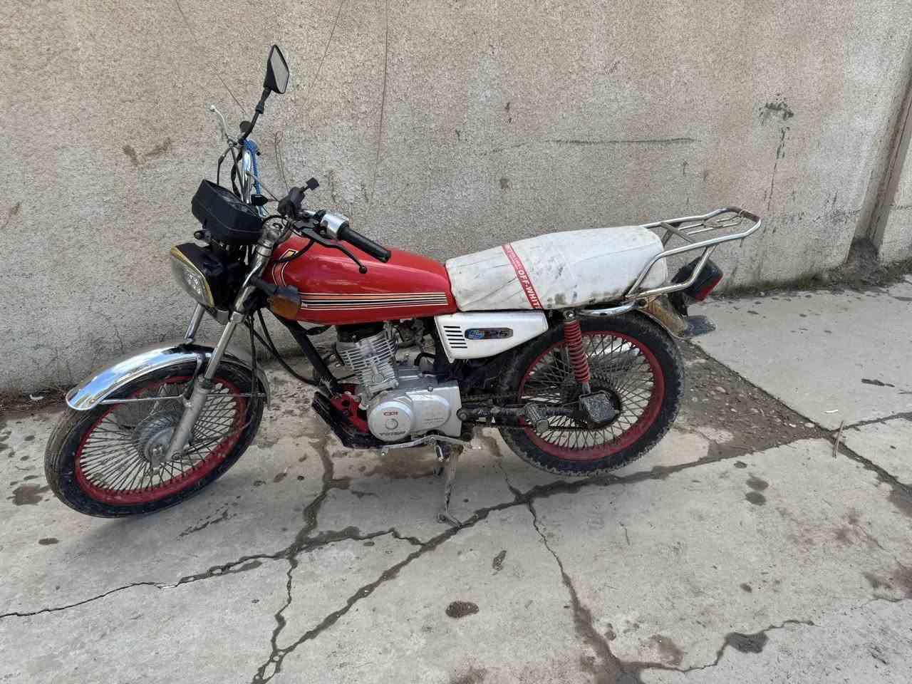 وراق كمرك مدفوع سعر 500 تواصل رقم وتساب بي ***********
