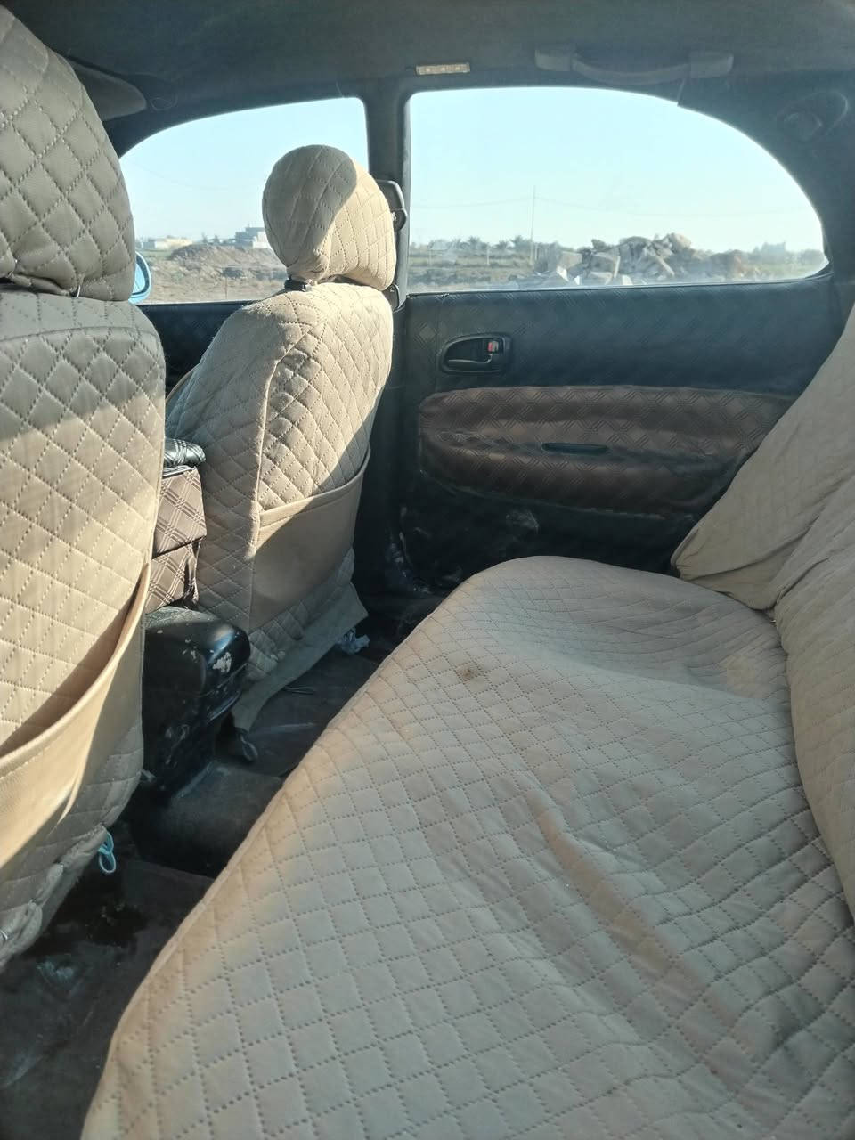 مكفولة من الكص ونقل الجثة 
كورلا مارينو اوتماتيك كير محرك حداديه مكفولات بيها فقط الدرايم الشراي يتصل وبالخدمة ***********
