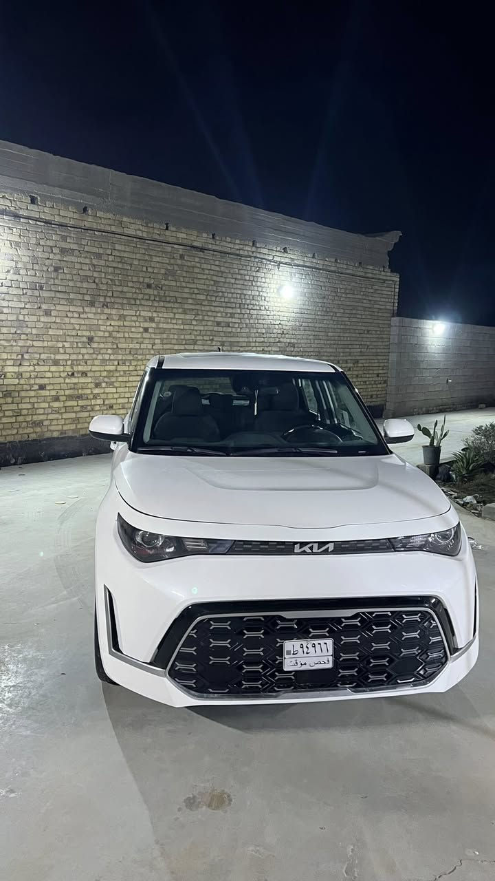 السلام عليكم كيا صول 23 امريكي محرك 2000 فول مواصفات EX شاشه جبيره كشنات تدفئه السياره بدون رقم تتربك جميع المحافظات ا تصل وبخدمتك 153 وبيها مجال ***********
