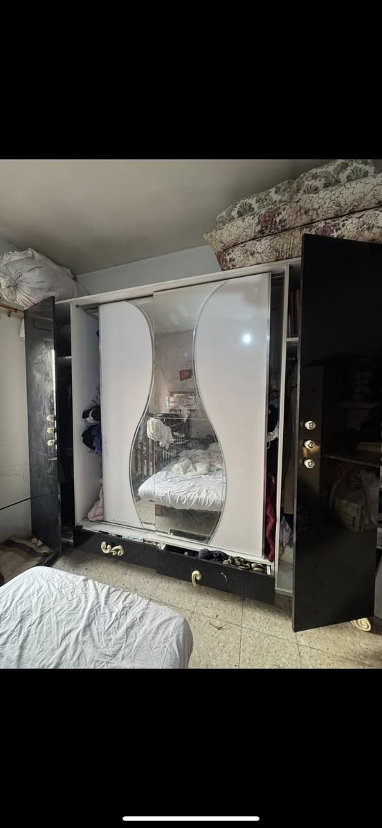 كنتورعدد2تركي سعره75والعراقي  تكمه  سعره250المكان بغداد كرادة الشراي يدخل خاص  مستعجله ع بيعته


**إذا كنت صاحب هذا الإعلان وتريد حذفه لأي سبب، رجاءا أرسل رسالة إلى الدعم الفني**