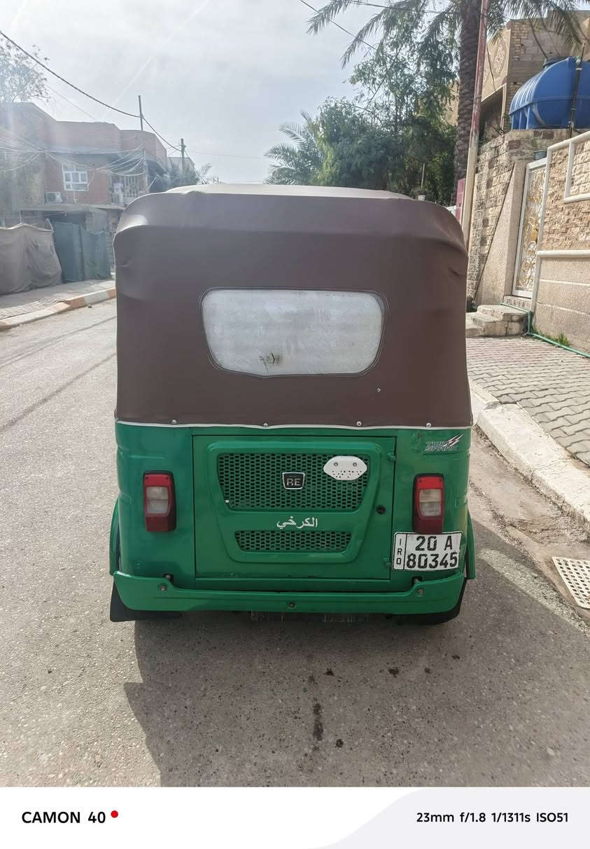 سلام عليكم تكتك موديل 22 رقم انكليزي مكينه مكفوله تكتك خير من الله
سعر 8او ٢٥٠او بيها مجال 
اتصال ***********
