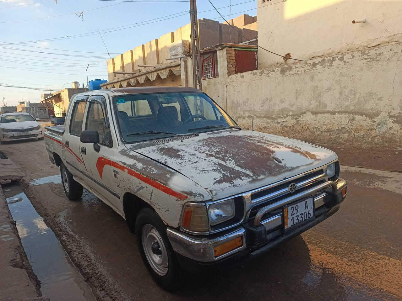 السلام عليكم تويوتا موديل 91 سياره مكينه كفاله ما بها اي نقص نهائيا علي بلاد رقم واسط دولي باسامينا السعر المطلوب 58 بها مجال بسيط جدا العنوان ذي قار الفجر ***********
