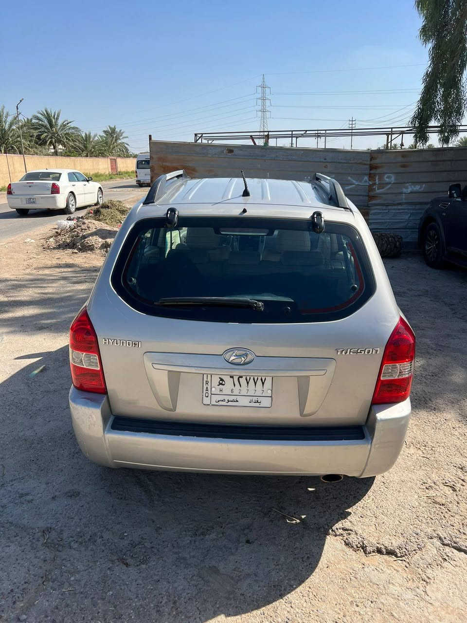 توسان 2009 للبيع بيه بارد بالجاملغ الخلفي كد شبر   داخل بيجي المرغوب السياره جاهزه مابيه نقص رقم بعداد باسمي سنويه جديده مال بيت للشراي فقط السعر 120 وبيه مجال 
***********
