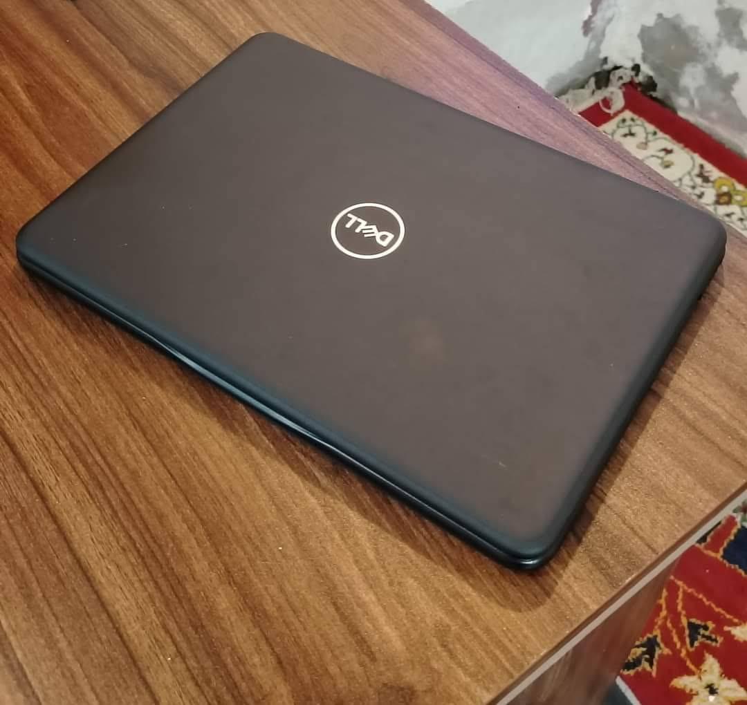 المواصفات :
المعالج intel cori 5
الجيل : الثامن
كرت الشاشة : intel UHD GRAPHICS
الرام : 8GB DDR4
الذاكرة ( الهارد ) : SSD 256 GB M.2
الشاشة : حجم 13.3 

المميزات:
اللابتوب سلم ووزنه خفيف ومفيد بالتنقل كونه سلم .
مع ماوس باد و ماوس وشاحنة   وجنطة اللابتوب

كيبورد ميكانيكي عربي انكليزي ليزري .

السعر : 215 الف  دينار
البصرة خمسة ميل


**إذا كنت صاحب هذا الإعلان وتريد حذفه لأي سبب، رجاءا أرسل رسالة إلى الدعم الفني**