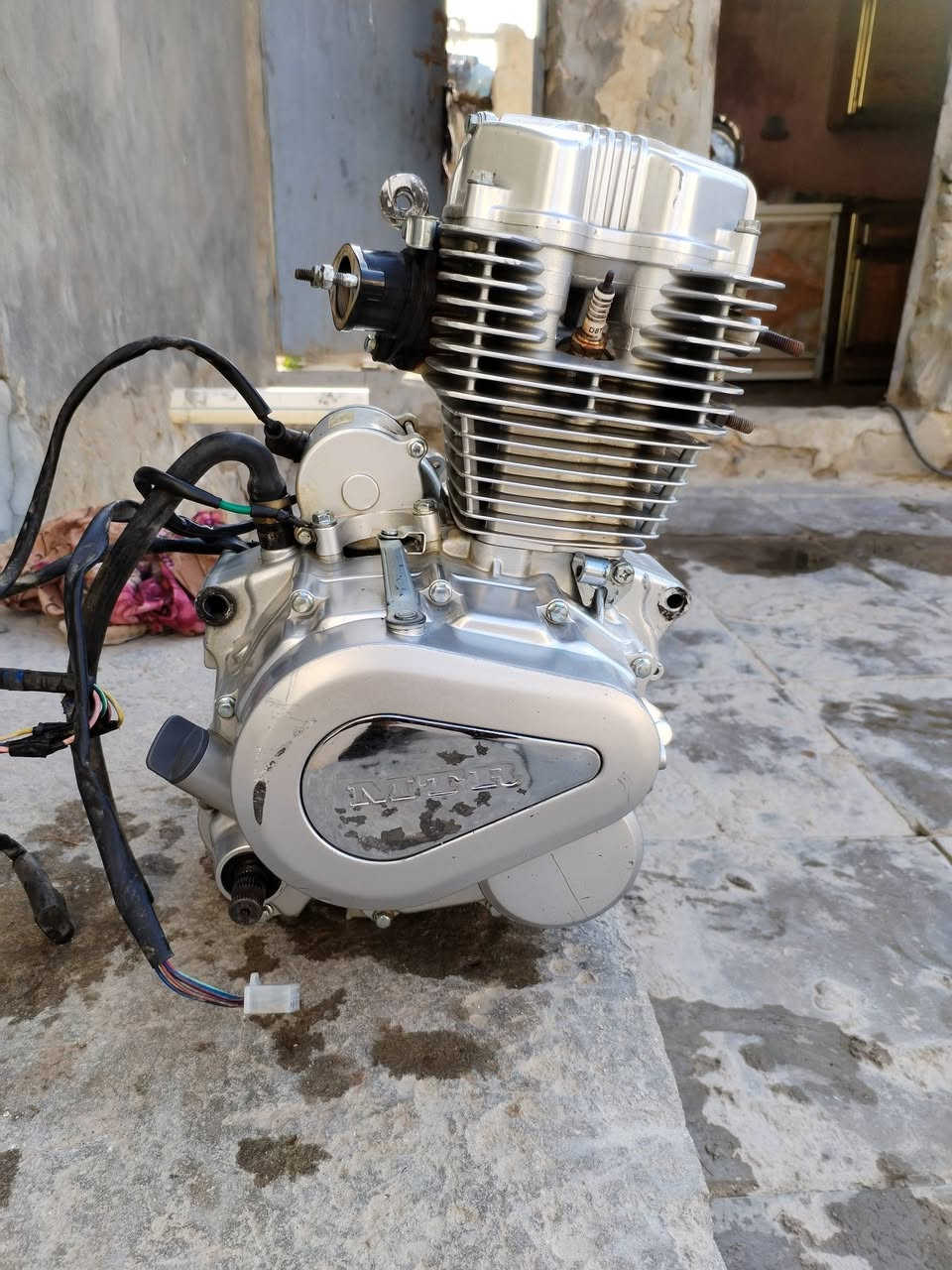 مكاني نجف ابو صخير شراي خابرني *********** مامتواجد على فيس سعر ١٢٥ وبيه مجال حق جيه
