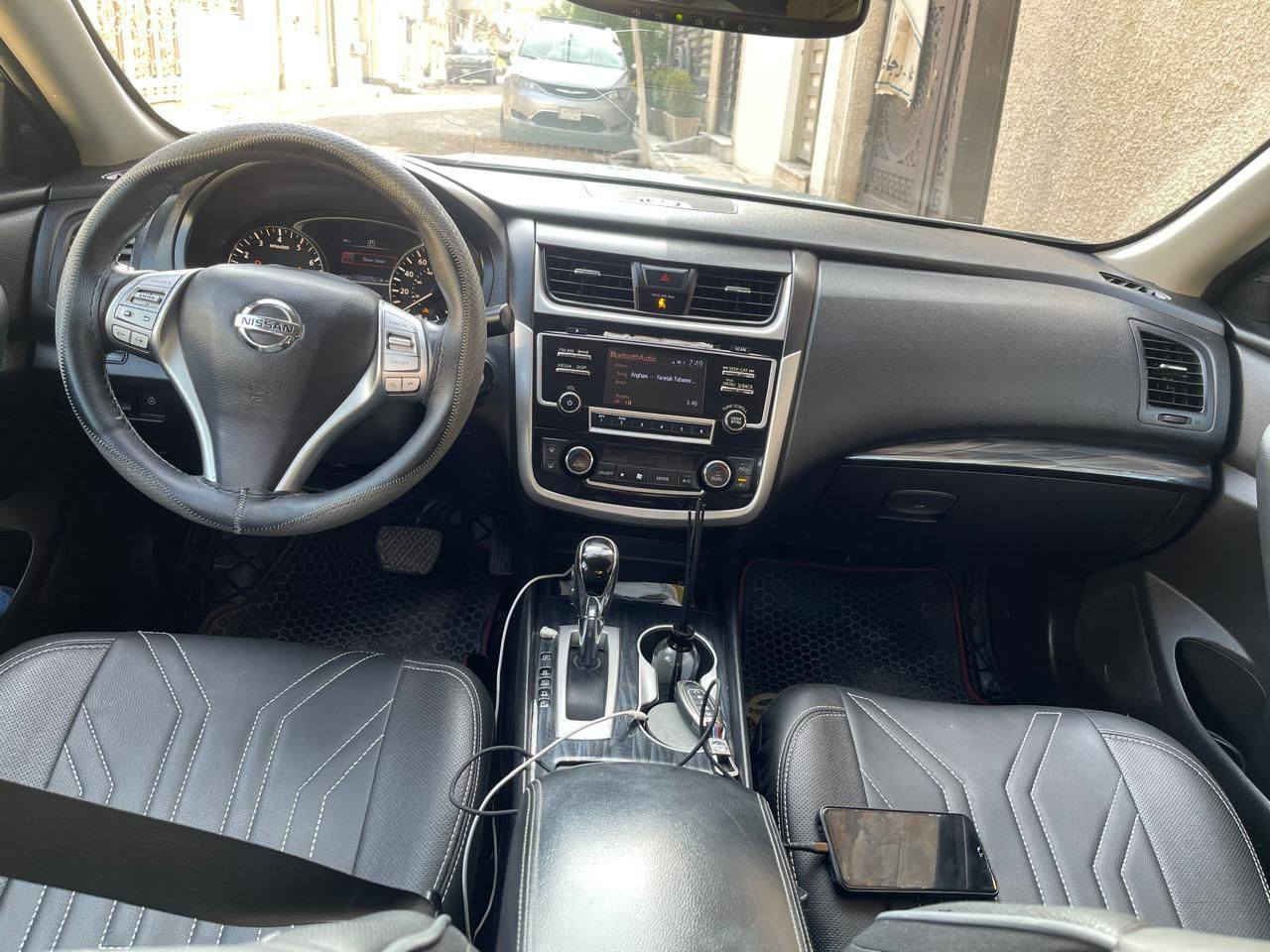 كير مكينه كفاله منضومه تبريد جديده
ادامه هايدروليك كير
صدر جديد سياره جاهزه مناقصها شي
دتفئه كشنات وستيرن
نقاط عميه اشاير مري
رادار سياره فول عده الفتحه
*********** عنوان بغداد بسمي تحويل مباشر 
السعر ١٣٢ بيها مجال
