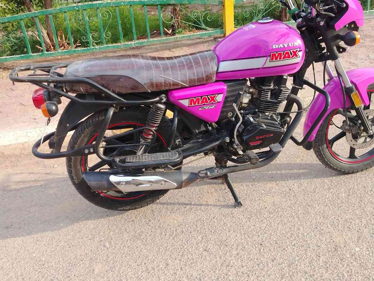 سلام عليكم دراجة دايون نغفخ موديل ٢٣ أوراق اصولي مكفولة كفالة عامل مكاني كوت العزة السعر 1950 وبيهة مجال ***********
