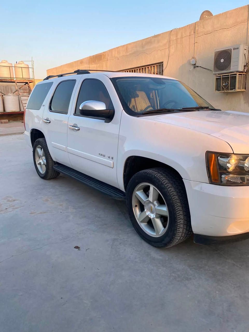 للبيع: شيفروليه تاهو 2008 LTZ (أعلى فئة)
الموديل: 2008

 الفئة: LTZ (فل كامل)

 المحرك: V8 سعة 5.3 لتر

 الحالة: [ممتازة / نظيفة جداً / شرط الفحص]

السعر165

***********
