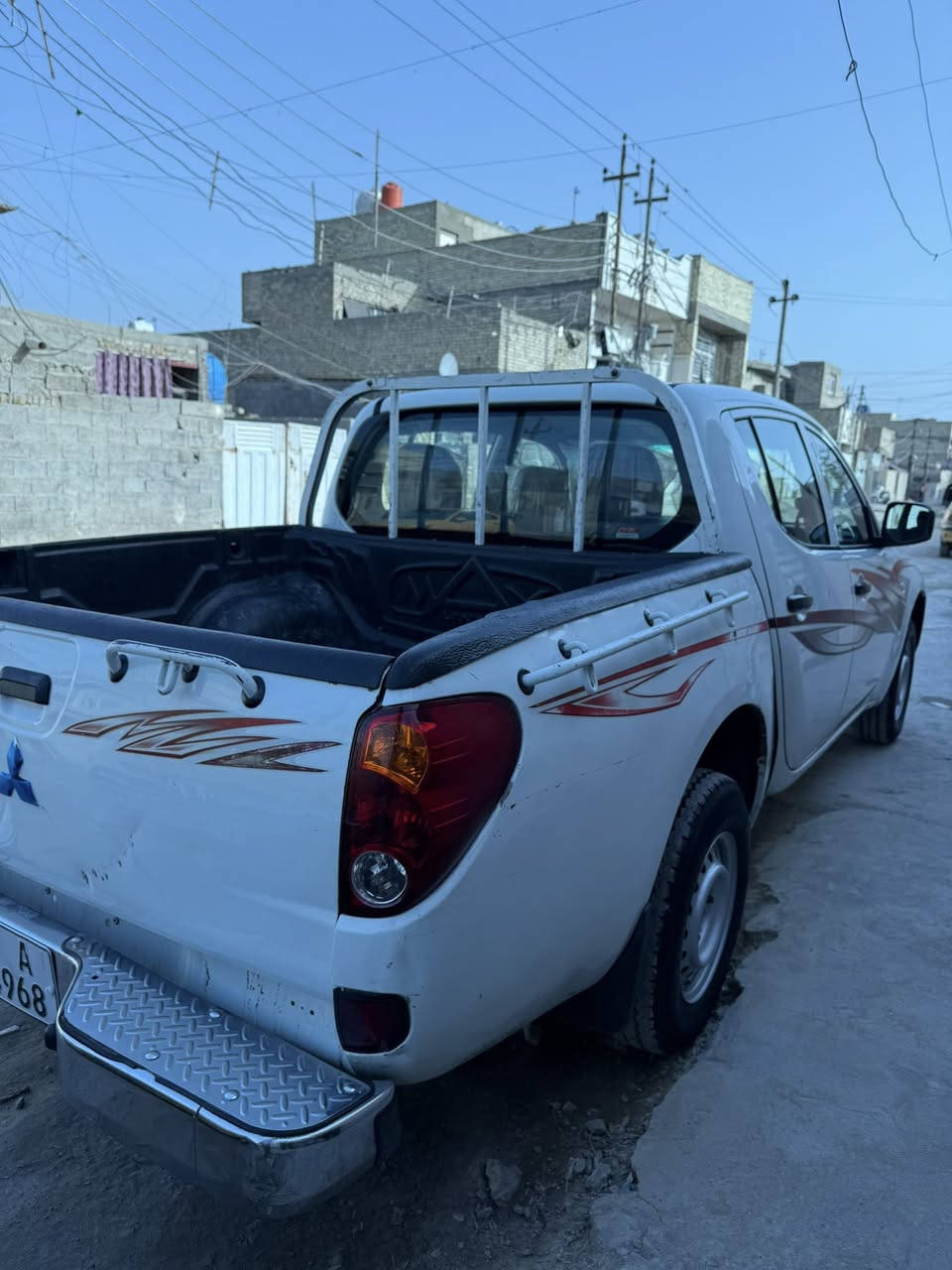 للبيع L200نضافة 100/100
مديل 2010 رقم نجف انكليزي بااسمي هزة 2026
دوشمة عام كشنات وارضية 
تخم تاير وباتري وتبريد كله جديد مكينة كير كفالة 
مكفولة من الصبغ والضربة 
مكان السيارة بغداد البلديات 
السعر :110$
للاستفسار:***********
مكلف بالنشر
