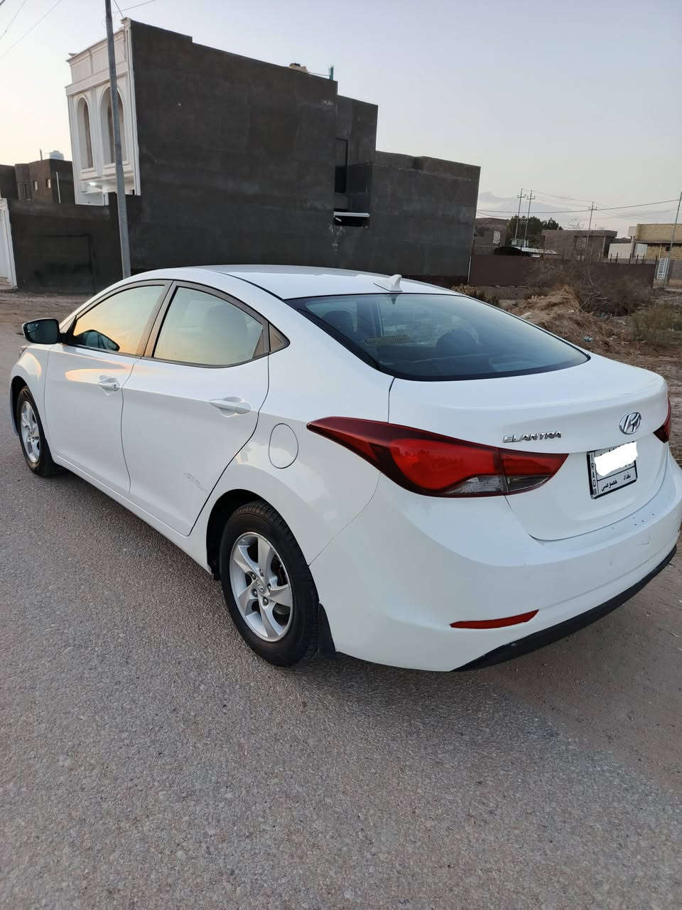 النترا موديل١٤ امريكي بيه قطعتين من امريكا بدون داخل شرط وهنا رش جاملغ وباب اثر تكشير شرط بدون حادث وبنيد مامفتوح ليبل مكينه كير تبريد مكفول تخم تاير جديد ماشيه١٣٠ السياره نضيفه احله من الصور بدون بارد ولاشخوط رقم بغداد سنويه مجدده ل٢٩ السعر ١٠٨ بيه مجال العمله ***********
