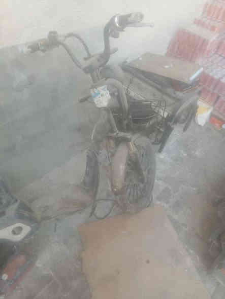 بايسكل شحن البيع نص نضافه مرتب مابيه اي ما عده البطاريه ***********
