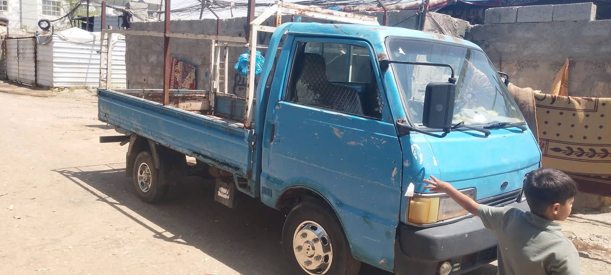 كيا بنجو موديل 94 ثمانيه شنقال مكينه جير اكسن كفاله شرط التحويل رقم بابل مشروع وطني مكانالسعر الشاصي بيباج السعر 35 وبيها ***********مجال شيء بسيط رقم تليفون
