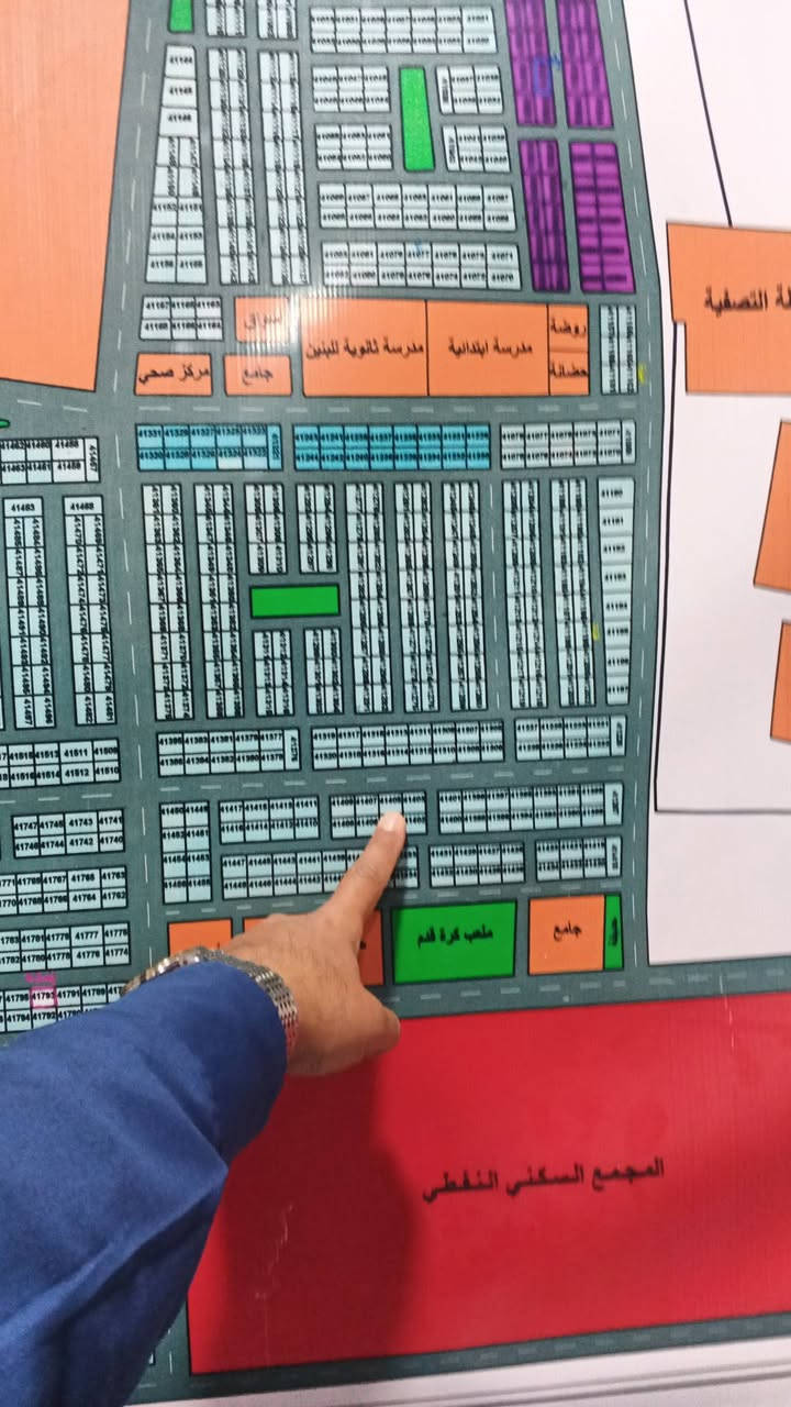 السلام عليك يتوفر لدينا كافه العروض وبمساحات مختلفه 100و200و300لللتصال***********//***********
