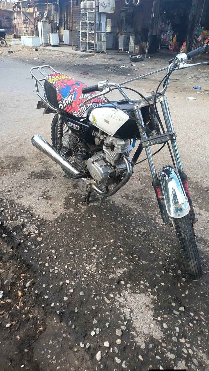 للبيع سعر 250 بيها مجال بسيط بيها منفيس او مراوس بشحن مكاني شهربان


**إذا كنت صاحب هذا الإعلان وتريد حذفه لأي سبب، رجاءا أرسل رسالة إلى الدعم الفني**