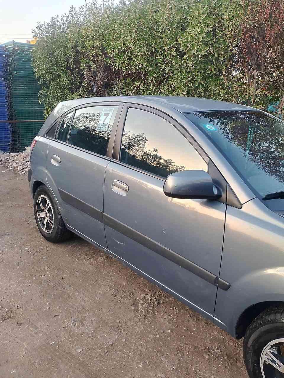 السلام عليكم
كيا ريو موديل 2006 وراد كندي رقم بغداد انكليزي بسمي هزة جديدة سنوية 2031  مكينة 1600 تخم تاير تبريد شغال كهربائيات كلها شغالة  صدر جديد حدادية جديدة السيارة فقط الدعامية الأمامية صبغ فقط بدون ايرباك المكان بغداد الرصافة الاستفسار ***********
