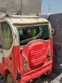 سيارة صغيرة كير اوتوماتيك كامل اوراق متروكة من فترة لكن شغاله فول السع...
