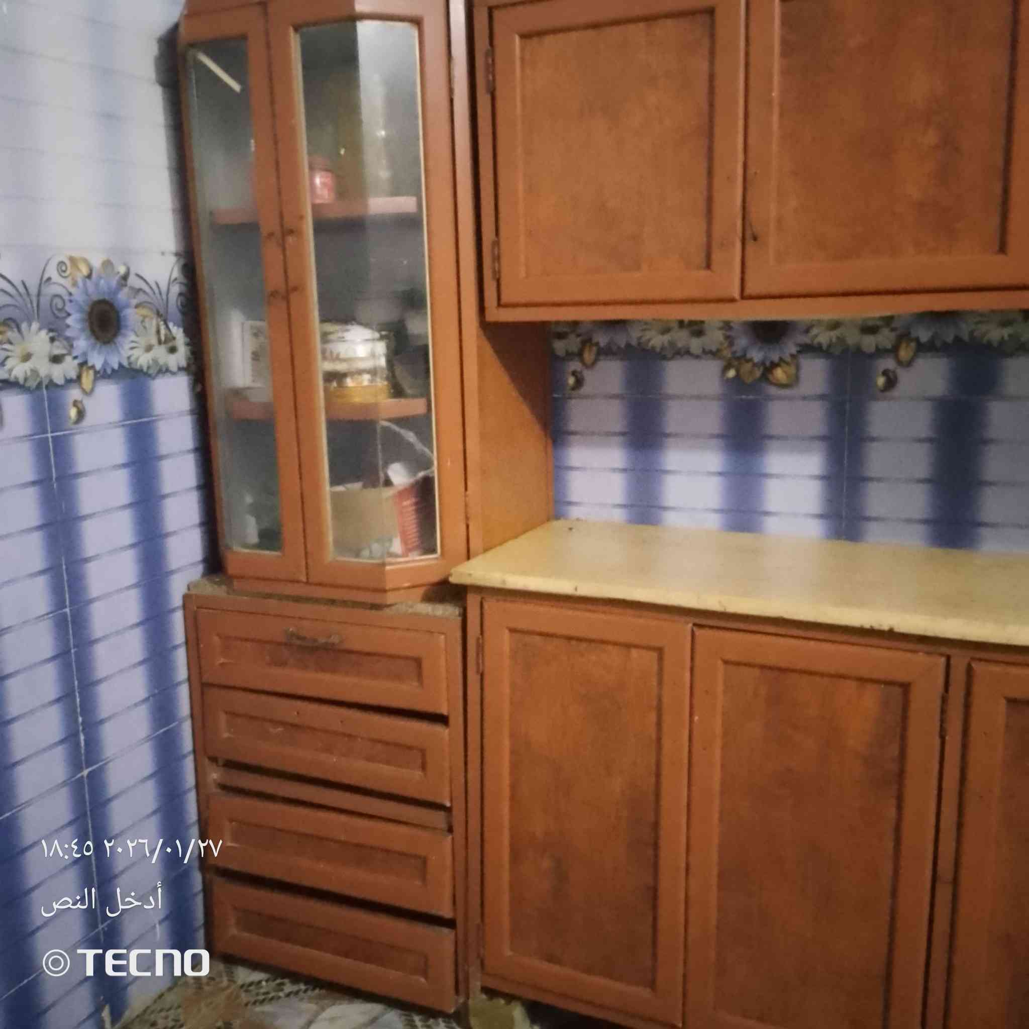 السلام عليكم
كاونتر مستعمل للبيع
6امتار 
للستفسار***********
