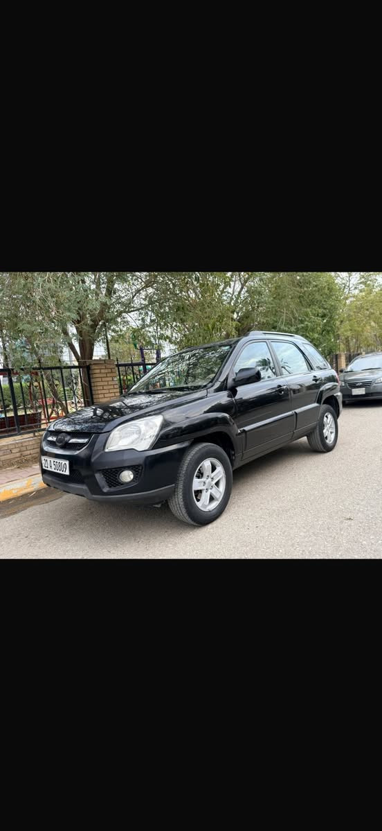 سلام وعليكم سبورتج خليجي مديل 2009 سياره كلش حلوه وجديده سياره جاهزه ما تصرف عليه تخم تايرات محرك كير تبريد خير من الله مكفوله من لصبغ بيها كارد تكحيل بل جاملغ الامامي سونار موجود بل منشور رقم سليمانيه تحويل سعر 115$ وبيها مجال ديالئ 

‭0773 934 8594‬
