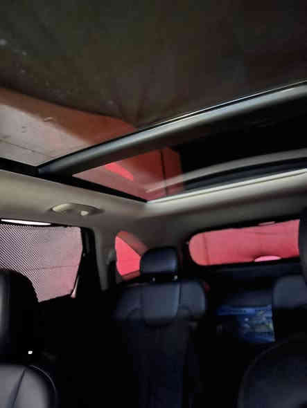 للبيع سورنتو 2022 فئة SX فول مواصفات بصمة تشغيل بصمة أبواب تشغيل عن بعد صندوك كهرباء ودخول ذكي بانوراما كراسي السايق والصدر كهرباء وتدفئة  كراسي منفصل vip شاشه ذكية  تحكم ستيرن ورادارات 360درجه سايد بريك بصمه اوتو هولت خمس وضعيات قياده وضع منحدر النزول دفع رباعي سياقه ذاتيه لون مميز سمنتي 
محرك 2500 تيربو السياره على وضع الشركه صور الحادث كليل
السعر 255 وبيها مجال السيارة رقم اربيل تحويل مباشر
للاستفسار الاتصال على ال***********
