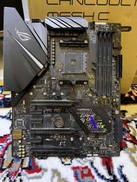 بورد rog strix x470 gaming-f البورد تشتغل بيها انارت فقط ماعرف شنو الع...