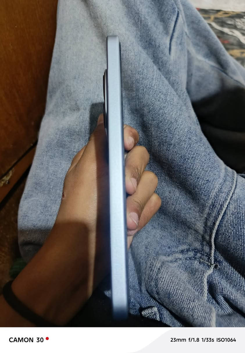 جهاز REDMI Note 15pro 5G   ° ذاكره 256 الكامره الخلفيه 200بكصل والماميه 108 بكصل جهاز نضيف 90بل 100 مستخدم سبوعين ملحقاته كلها موجوده سعره 425وبي مجال ويرهم مراوس ب13او12


**إذا كنت صاحب هذا الإعلان وتريد حذفه لأي سبب، رجاءا أرسل رسالة إلى الدعم الفني**