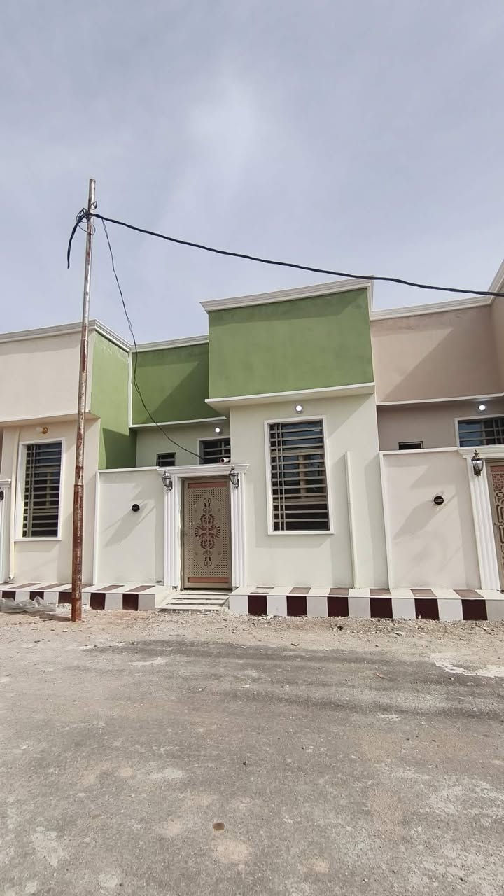 يعلن مكتب  اليرموك  للعقار ⚜️ الدار المســــاحة55متر مربعه
. طابو   زراعي وقرار محكمة 🪐
⚜️ العنــــوان ⚜️  النجف //  
         🔆  الــتـــفـــــاصـيــــل  
الـبـنـاء  درجة اوله البيت مامسكون 
(( طـــابق الاول)) يحــتوي علا غرف، 1 وصاله + ومطبخ مفصول+ وستقبال  وصحيات داخل وخارج. 

🔱الــســعـــر  //22مليون. 🥰

             ملاحظة (((توجد كافت المساحات والقطع  )
⚜️        
((للاستفســار مراجعـة المكتب  #_للعقــار_والمقــاولات
العنــوان مكتب اليرموك  العقار مقابل قرية: الغدير اعمـود 282 #مكتب_اليرموك  العقار_

*********** او الاتصال على الارقام.🟡🟡📞📞📞♾
   🔆📞تطبيق وتساب موجود
او مرسله  😊
