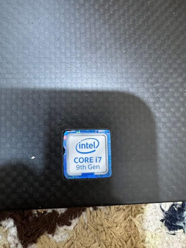 حاسبة للبيع
core 7 الجيل تاسع 

Ram 32 

ذاكره ٥١٢ 

كارت شاشة داخلي 

كارت شاشه خارجي 4g T1000

الحجم ١٥.٦ سلم

السعر ٥٠٠ الف


**إذا كنت صاحب هذا الإعلان وتريد حذفه لأي سبب، رجاءا أرسل رسالة إلى الدعم الفني**