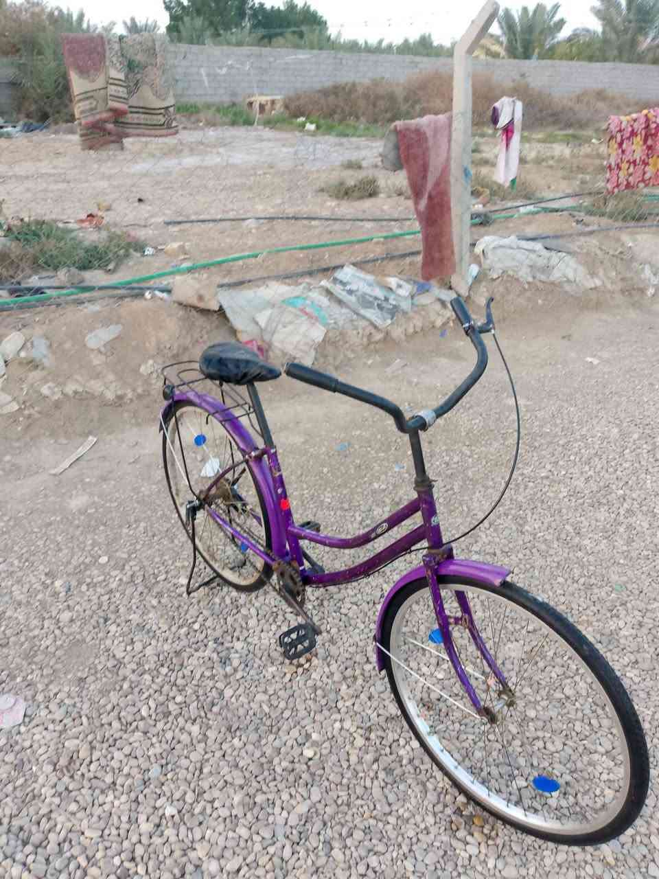 للبيع باسكل ياباني بناتي اصلي حجم 26مكفول شرط نضافة بلادي ما مصبوق تايرات جويبات جدد
بريك واير بريك كامل ما نقصة شي باسكل 
سعر ب50وبي مجال راسلني


**إذا كنت صاحب هذا الإعلان وتريد حذفه لأي سبب، رجاءا أرسل رسالة إلى الدعم الفني**