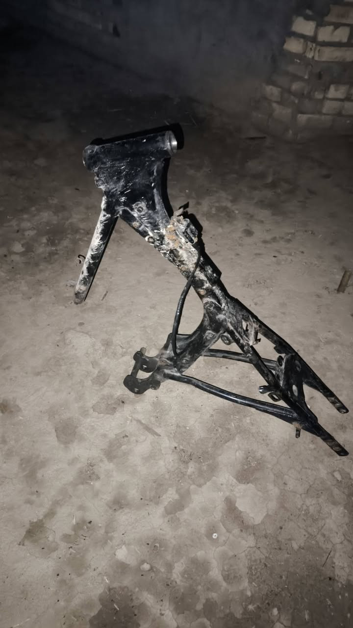 السلام عليكم شاصي للبيع المتين 
ممان حي الرفاق عبجيه ***********
خاص مارد
