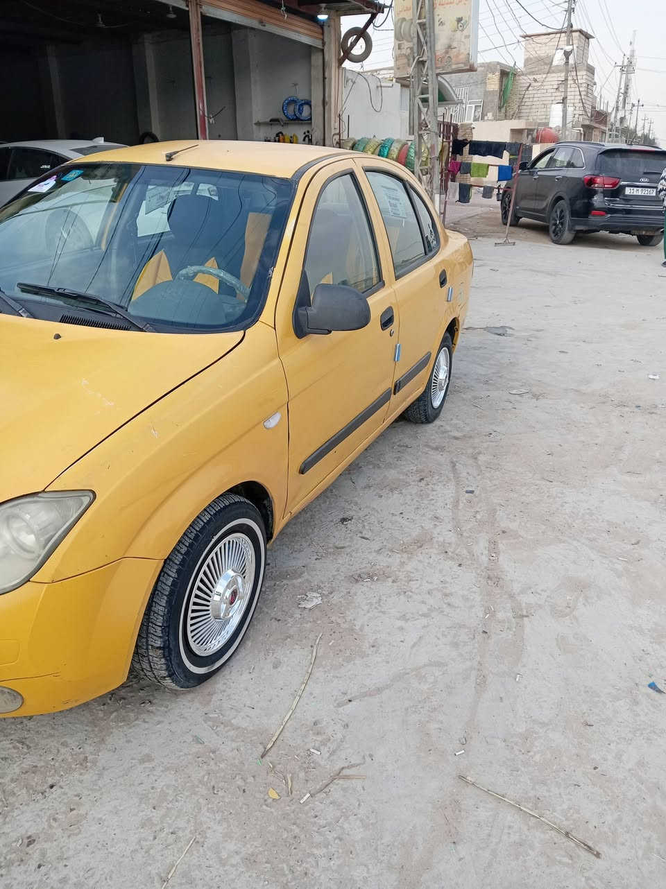 طيبه موديل 2015 للبيع السياره مابيهه تبديل بس صبغ بقبغ الجنطه موضحه بلصور مكينه كير شواصي حداديه خير من الله رقم بغداد نكليزي بسمي مصفره هيئه وغرامات هزه جديده السعر 37وبيهه مجال للشراي مكان السياره كربلاء قرب جامعه كربلاء الرقم ***********
