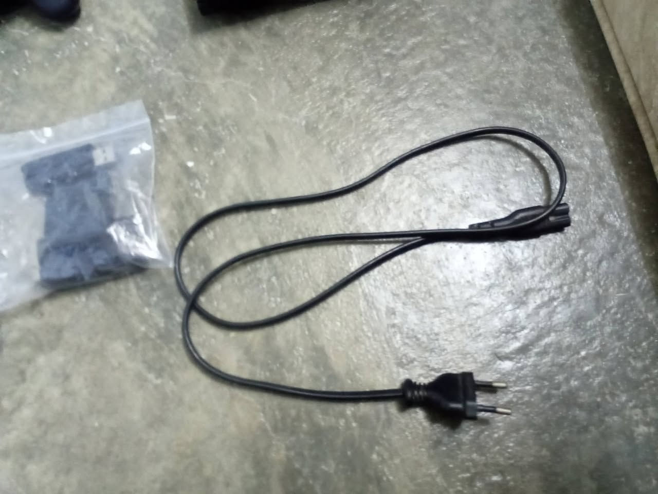 بلاي 2 للبيع كامل ملحقات جوستك 2 سعر 50 وبي مجال شراي يجيني خاص.


**إذا كنت صاحب هذا الإعلان وتريد حذفه لأي سبب، رجاءا أرسل رسالة إلى الدعم الفني**