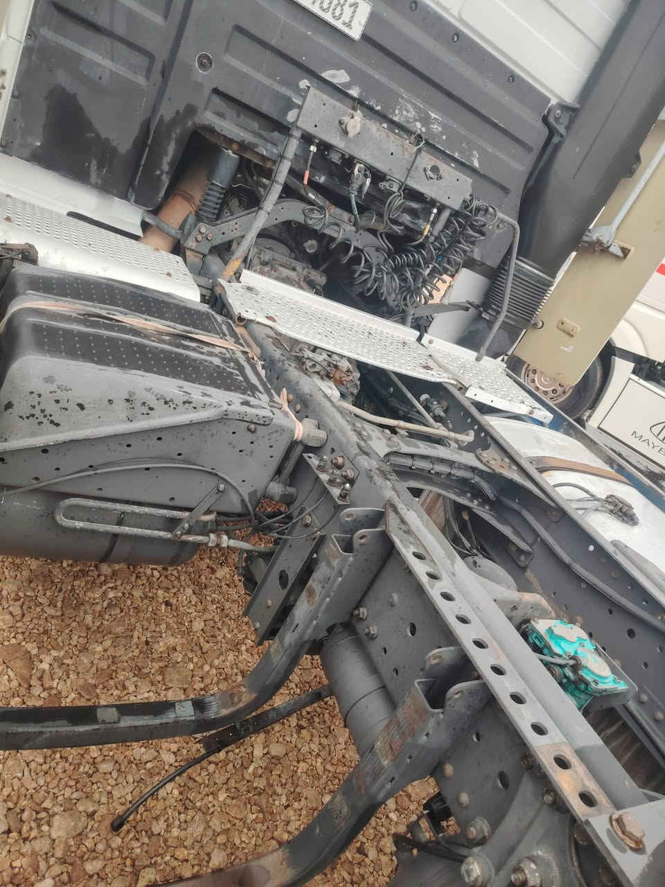 سلام عليكم لبيع كتروس موديل 2001 حجم 1843 رتايدر5 طكات تبريد ساج دشبول سنويه جديده مربوطة عربانه فلات جوانب متحركه مكان انبار ٥كيلو شراع *********** معرض بغداد الحديث
