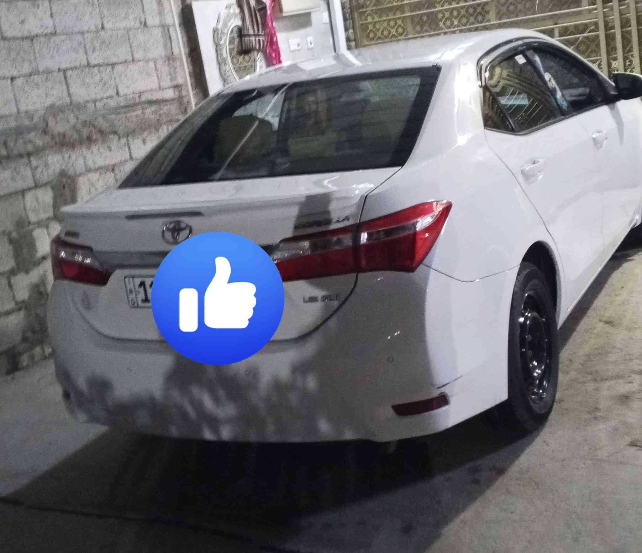 سلام عليكم كورلا 2015 خليجي ماشيةمية مكفولة من الصبغ كيرمحرك تبريد رقم بغداد انكليزي السعر 160 واحنه بخدمة الطيبين مكان السيارة بغداد رقم الهاتف ***********
