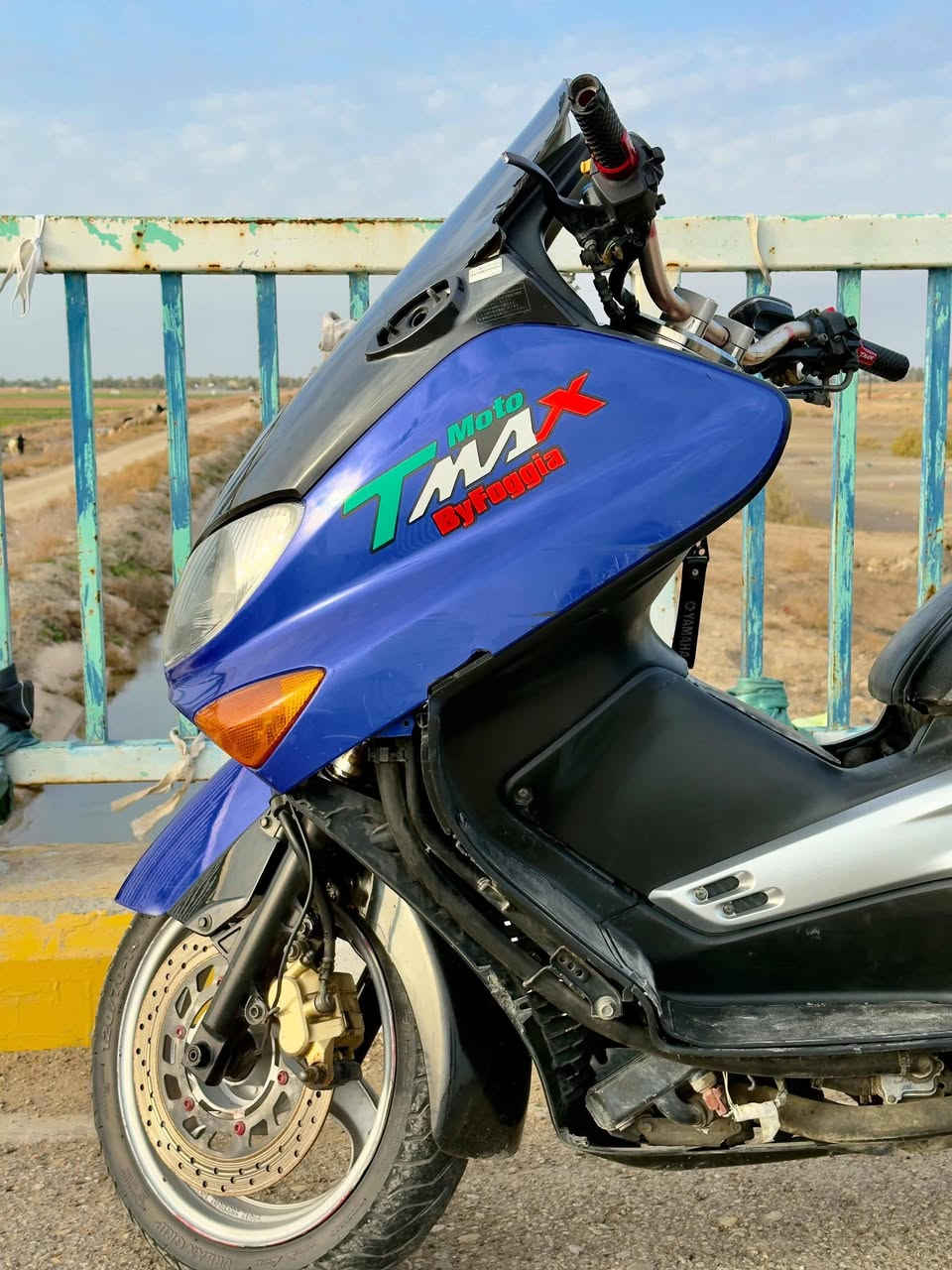 سلام عليكم شباب تي ماكس ٢
2007 الدراجه حلو بيه نصبه الدراجه تشتغل 
بس بيه صوت بالمكينه ابيع ع هاي الشكل كفراته موجوده 
مكان واسط صويره سعره خاص ومناسب جداً
***********
***********
