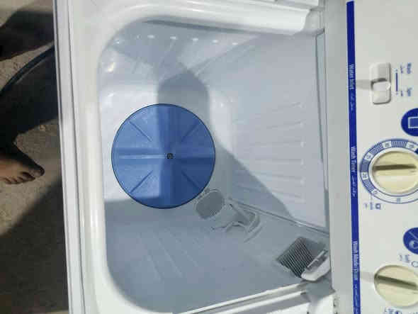 السلام عليكم غساله هيتاشي الاصلي 11كيلو  مستخدمه 15يوم فقط الله شاهد  ومبينه بل الصوره  للاستفسار الاتصال على الرقم *********** او مراسله الصفحه
تحياتي الكم وربي يرزق الجميع
