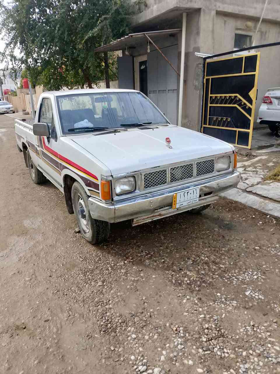 سلام عليكم اخوان بيكم نيسان للبيع نضيفه موديل 90 رقم صلاح دين سنويه لحد 28 ماشاالله نكره سلف سعر 40 ورقه بي مجال شراي موجود الرقم *********** عنوان كفري ديالى
