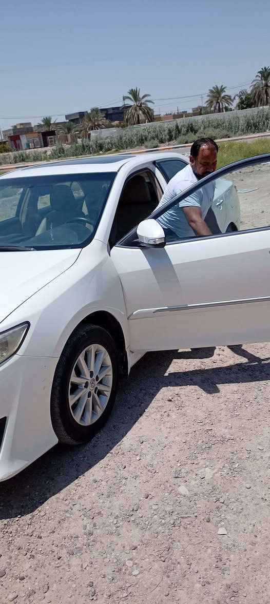 كامري موديل ١٢ خليجي فول مواصفات كشن جلد وكهرباء وفتحة سقف . GLX بيها ثلاث قطع السعر ١٣٥ الاستفسار ***********
