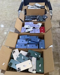 ايفون • هدايا • خدوش