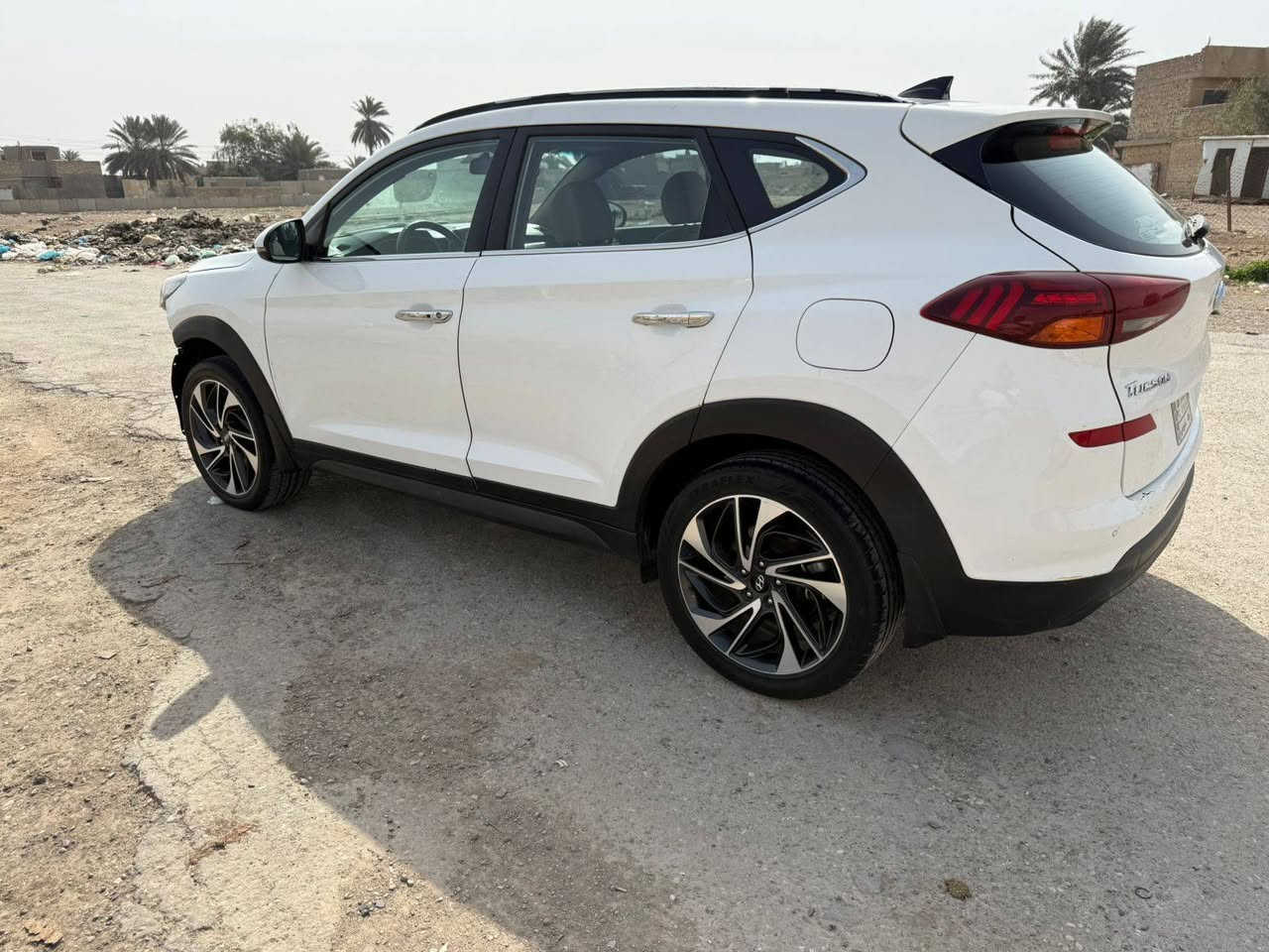 توسان خليجي موديل 20رقم بغداد تحويل سيارة حادثه لغد صفحه الايمنه مبدل نفس الون وبيه بنيد وجاملغ صبغ سيارة فول مواصفات بنراما بصمه كراسي كهربائية ترحيب تبريد قطعتين سيارة جاهزه من كلشي نقص بيه دعاميه فقط كير مكينه صدر كله جديده ماشيه 93مكانه سياره بغداد اعتذر من المراوس ***********
السعر 148 وبيه مجال
