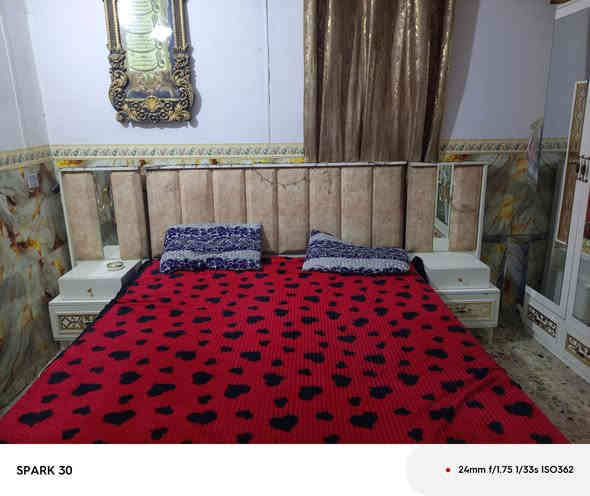 سلام عليكم غرفه نوم كامله مستعمله مده ٣ اشهر فقط الاستفسار 
***********
